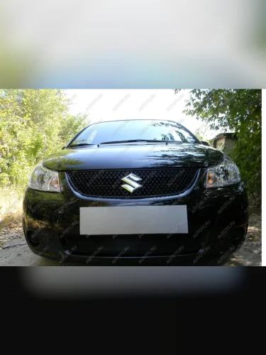 Защита радиатора Стрелка11 Стандарт (черная) Suzuki SX4 GYC21S дорестайлинг седан (2006-2012)