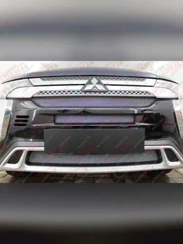 Защита радиатора (3 части с камерой и парктроником) Стрелка11 Стандарт (хром) Mitsubishi Outlander GF 3-ий рестайлинг (2018-2022)