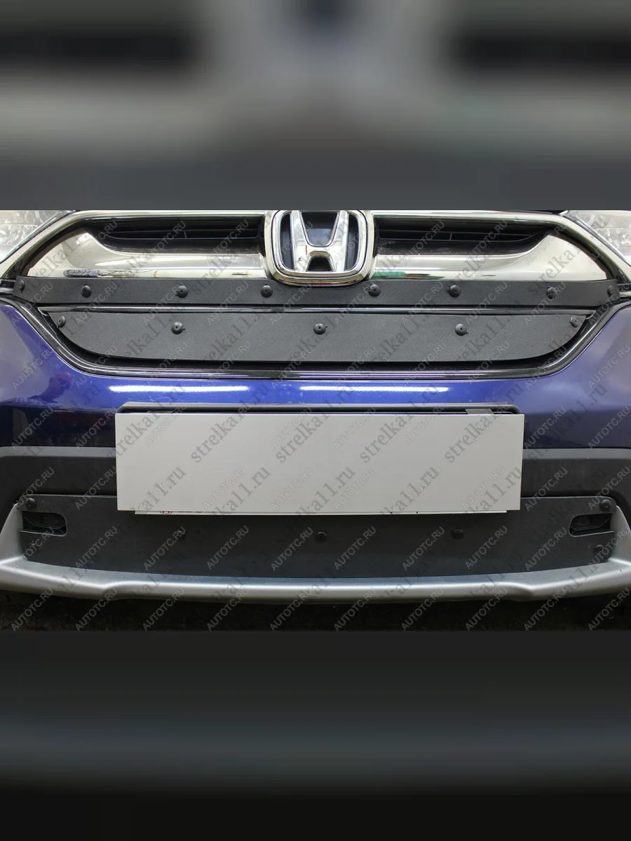 Зимняя заглушка решетки радиатора (низ) Стрелка11 Honda CR-V RW,RT дорестайлинг (2016-2020) (черная)  в Самаре Самарской области