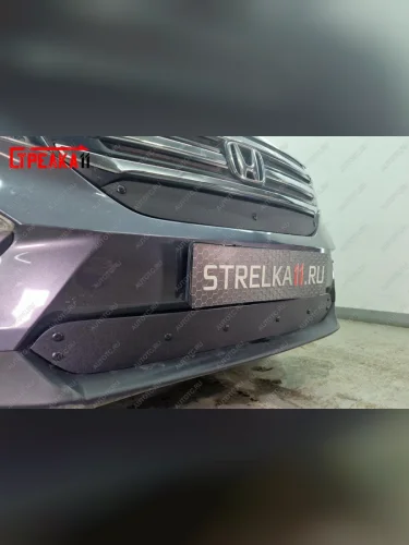 Зимняя заглушка решетки радиатора (низ) Стрелка11 (черная) Honda Pilot YF6 дорестайлинг (2016-2019)