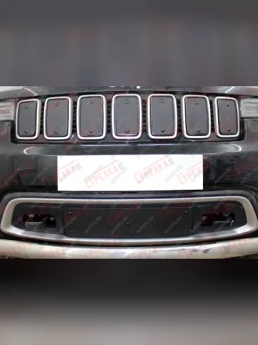 Зимняя заглушка решетки радиатора (низ) (Laredo, Limited, Overland) Стрелка11 (черная)  