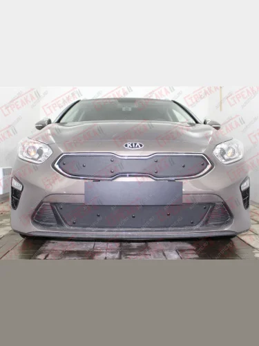 Зимняя заглушка решетки радиатора (низ) Стрелка11 (черная) KIA Ceed 3 CD универсал (2018-2025)