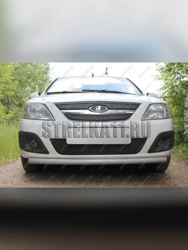 Зимняя заглушка решетки радиатора (верх) Стрелка11 (черная) Лада ВАЗ Ларгус дорестайлинг R90 (2012-2021)