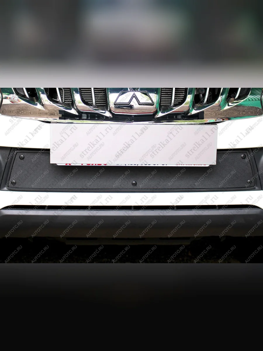 Зимняя заглушка решетки радиатора Стрелка11 Mitsubishi L200 5 KK,KL дорестайлинг (2015-2019) (черная)  в Керчи Республика Крым