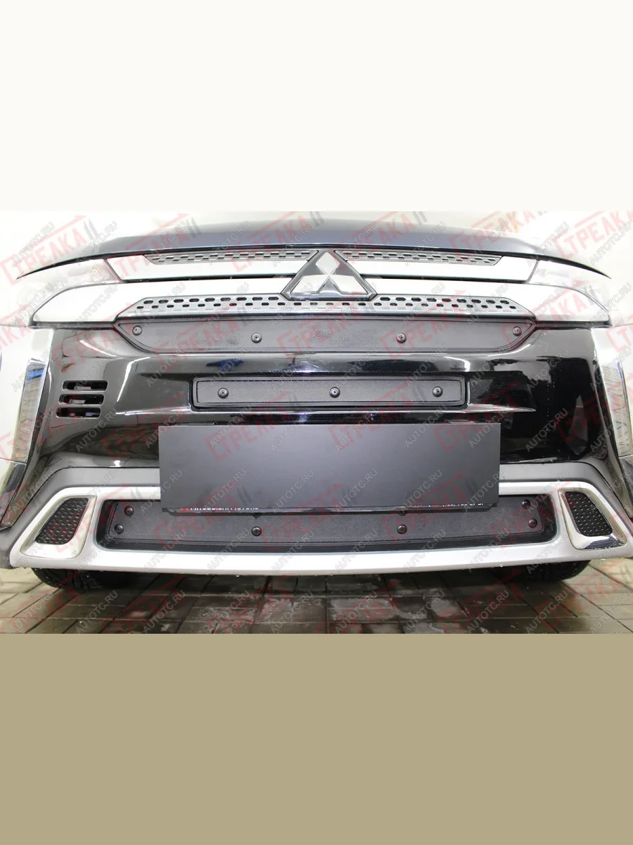 Зимняя заглушка решетки радиатора (верх, 2 части) Стрелка11 Mitsubishi Outlander GF 3-ий рестайлинг (2018-2022) (черная)  в Самаре Самарской области