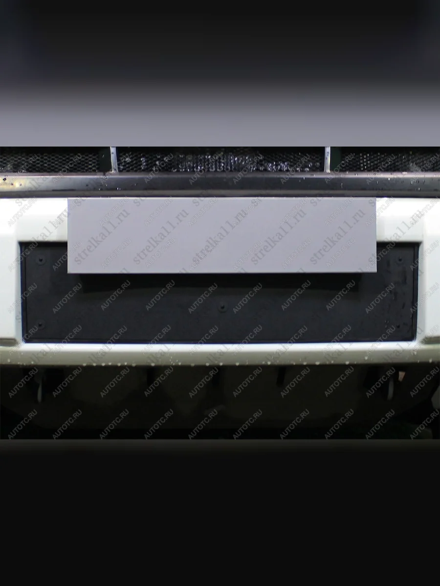 Зимняя заглушка решетки радиатора Стрелка11  Mitsubishi Pajero (2011-2015) 4 V90, 4 V80 (черная)  в Воронеже Воронежской области