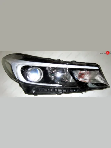 Правая фара (линзован) BODYPARTS KIA Cerato 3 YD рестайлинг седан (2016-2019)