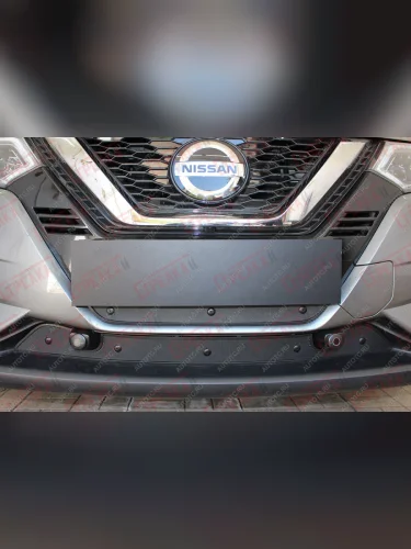 Зимняя заглушка решетки радиатора (низ, 2 части) Стрелка11 (черная) Nissan Qashqai 2 J11 рестайлинг (2017-2022)