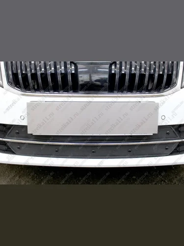 Зимняя заглушка решетки радиатора Стрелка11 (черная) Skoda Octavia  A7 (2016-2020) рестайлинг лифтбэк, рестайлинг универсал