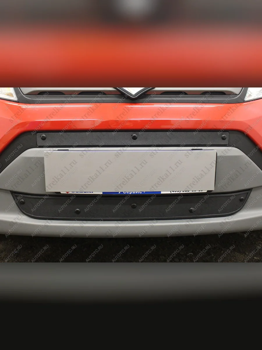 Зимняя заглушка решетки радиатора (2 части) Стрелка11 Suzuki Vitara LY дорестайлинг (2015-2019) (черная)  в Самаре Самарской области