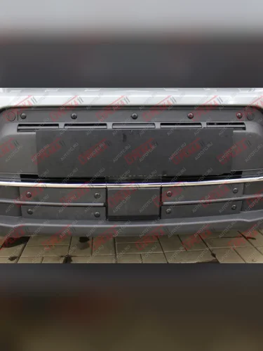 Зимняя заглушка решетки радиатора (верх) Стрелка11 (черная) Suzuki Vitara  LY (2018-2025) рестайлинг