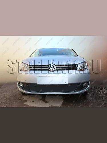 Зимняя заглушка решетки радиатора Стрелка11 (черная) Volkswagen Caddy 2K рестайлинг (2010-2015)