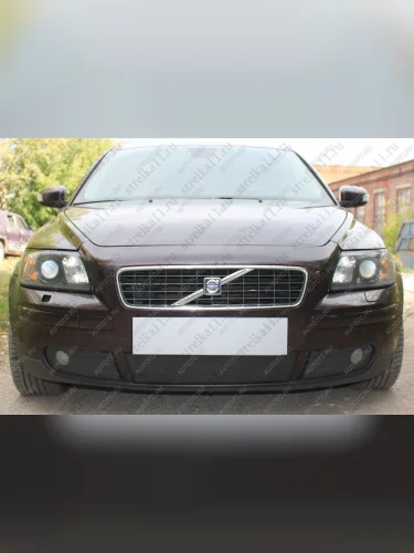 Зимняя заглушка решетки радиатора Стрелка11 (черная) Volvo S40 MS седан дорестайлинг (2004-2007)