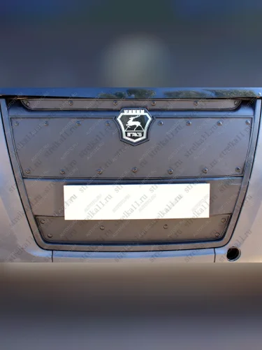 Зимняя заглушка решетки радиатора (3 части) Стрелка11 (черная) ГАЗ ГАЗель Next  A21,A22, С41, С42 (2013-2025)  шасси