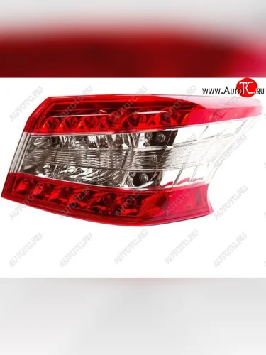 Правый фонарь CHINA Nissan Sentra 7 B17 седан (2014-2017)