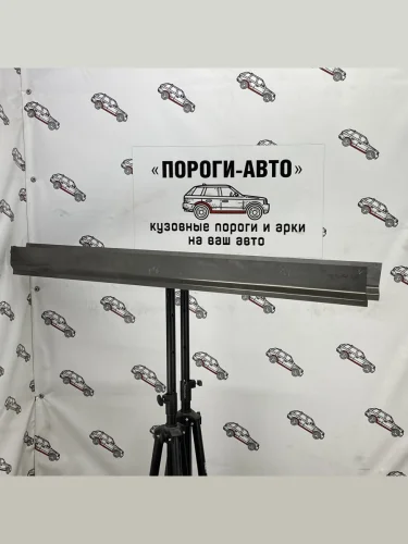 Левый внутренний порог (ответка) ПОРОГИ-АвТО (холоднокатаная сталь 1мм) Mitsubishi Pajero 4 V90 2-ой рестайлинг (2014-2020)