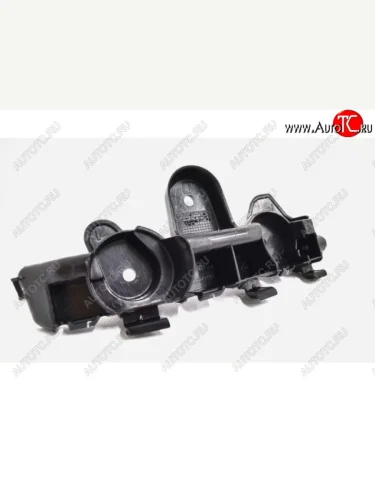 Правое крепление переднего бампера (пр-во Тайвань) API Renault Kaptur дорестайлинг (2016-2020)