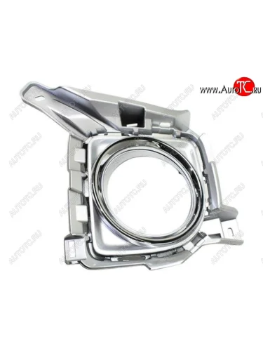 Правая решетка переднего бампера (с отверстием под ПТФ, пр-во Китай) BODYPARTS (хром) Toyota Land Cruiser 200 1-ый рестайлинг (2012-2015)