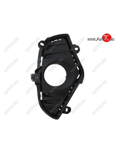 Правая решетка переднего бампера (с отверстием под ПТФ, пр-во Китай) BODYPARTS Toyota RAV4 XA50 5 дв. дорестайлинг (2018-2025)