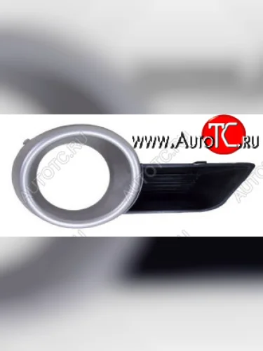 Правая решетка переднего бампера (с отверстием под ПТФ, пр-во Китай) BODYPARTS Toyota Highlander XU40 дорестайлинг (2007-2010)