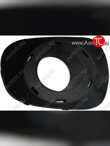 Правая решетка переднего бампера (с отверстием под ПТФ, пр-во Китай) BODYPARTS Mitsubishi Pajero Sport PB дорестайлинг (2008-2013)