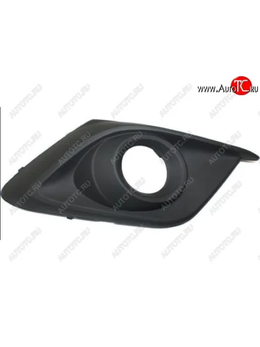 Правая решетка переднего бампера (с отверстием под ПТФ, пр-во Тайвань) TYG Mazda 3/Axela BM дорестайлинг седан (2013-2016)