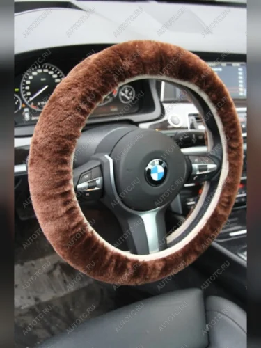 Оплётка на руль (37-40 см искусственный мех короткий ворс) Автопилот Opel Astra H универсал рестайлинг (2007-2015) (коричневый)