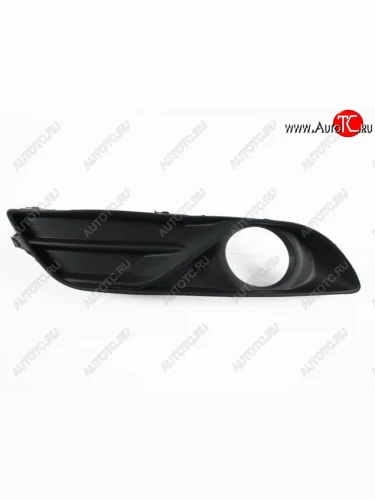 Левая решетка переднего бампера (с отверстием под ПТФ, пр-во Китай) BODYPARTS Nissan Sentra 7 B17 седан (2014-2017)