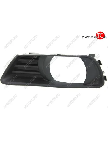 Левая решетка переднего бампера (с отверстием под ПТФ, пр-во Китай) BODYPARTS Toyota Camry XV40 дорестайлинг (2006-2008)