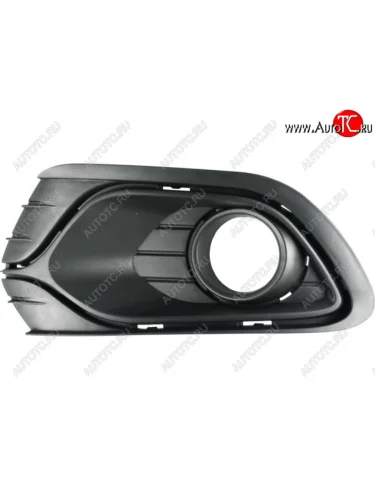 Левая решетка переднего бампера (с отверстием под ПТФ, пр-во Китай) CHINA Renault Logan 2 дорестайлинг (2014-2018)