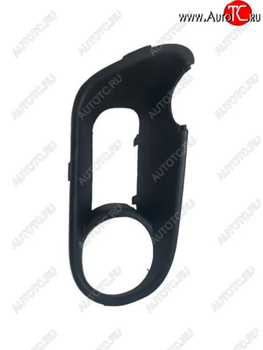 Левая решетка переднего бампера (с отверстием под ПТФ, пр-во Китай) BODYPARTS Volkswagen Touareg 1 GP дорестайлинг (2002-2007)