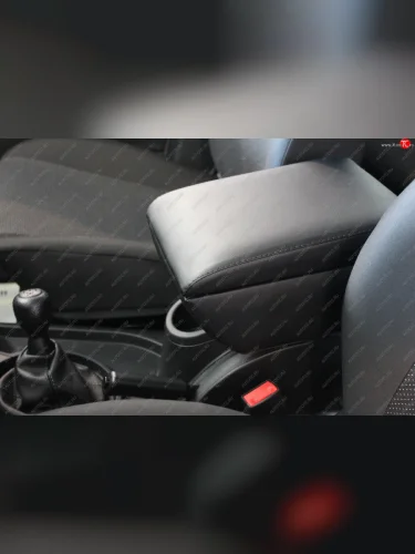 Подлокотники в салон (Классика гладкий экокожа) Автопилот (черный) Chevrolet Niva  2123 (2009-2020), Лада ВАЗ 2123 (Нива Шевроле) (2009-2020), Лада ВАЗ Нива Трэвел (2021-2025)