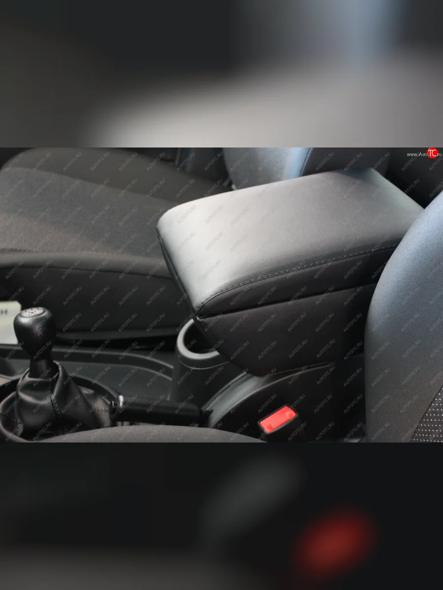 Подлокотники в салон (Классика гладкий экокожа) Автопилот Chevrolet Niva 2123 рестайлинг (2009-2020) (черный)  в Керчи Республика Крым