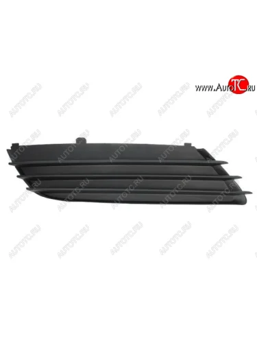 Правая решетка переднего бампера (пр-во Тайвань) TYG Opel Astra H седан дорестайлинг (2004-2007)