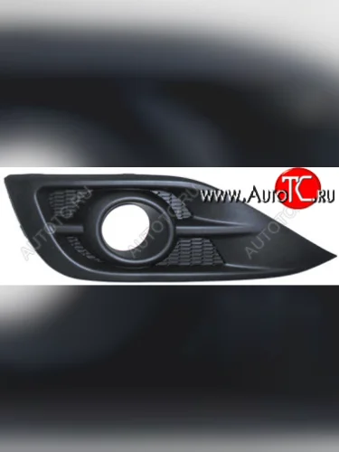 Левая вставка воздухозаборника переднего бампера (с отверстием под ПТФ, пр-во Китай) BODYPARTS Honda CR-V RM1,RM3,RM4 дорестайлинг (2012-2015)