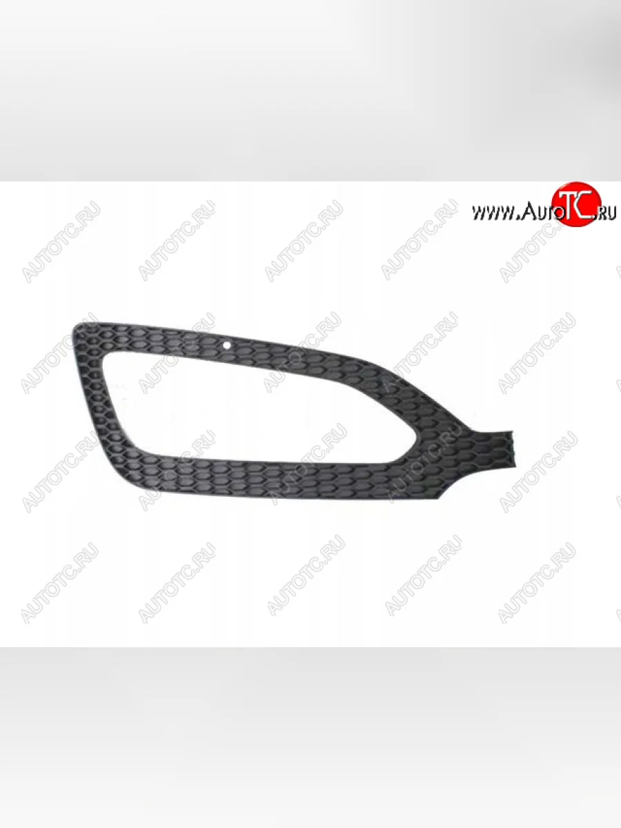 Правая решетка переднего бампера (с отверстием под ПТФ, пр-во Китай) BODYPARTS Hyundai Santa Fe DM дорестайлинг (2012-2016)  в Самаре Самарской области