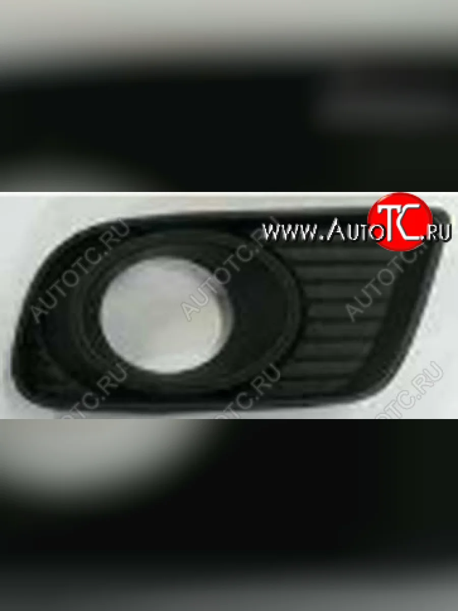 Правая вставка переднего бампера (с отверстием под ПТФ, пр-во Китай) BODYPARTS Mazda BT-50 (2006-2011)  в Керчи Республика Крым