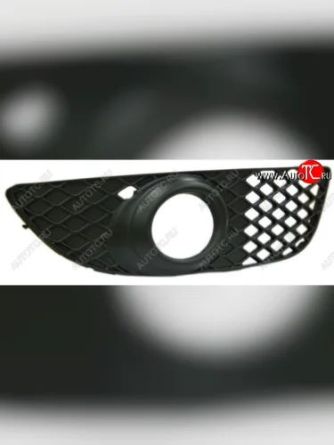 Правая вставка переднего бампера (с отверстием под ПТФ, пр-во Тайвань) TYG Mitsubishi Lancer 10 CY седан дорестайлинг (2007-2010)