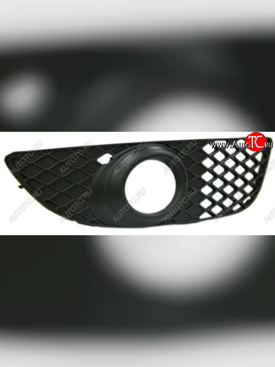 Правая вставка переднего бампера (с отверстием под ПТФ, пр-во Тайвань) TYG Mitsubishi Lancer 10 CY седан дорестайлинг (2007-2010)  в Воронеже Воронежской области