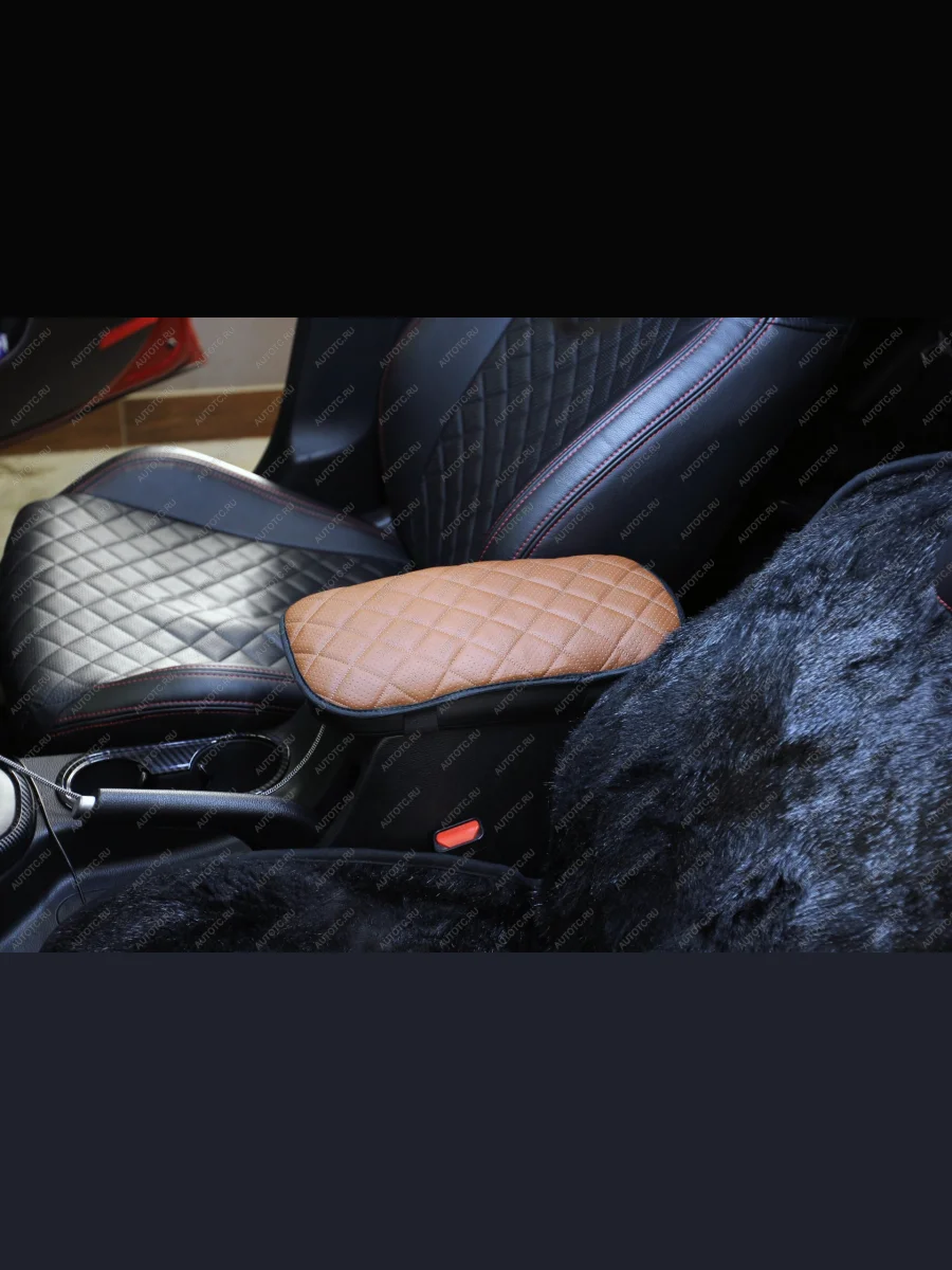 Накладка на подлокотник (экокожа) Автопилот Seat Toledo Mk1 седан (1991-1999) (коричневый)  с доставкой в г. Пермь