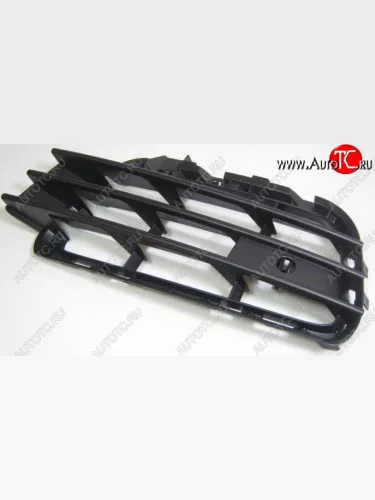 Левая вставка переднего бампера (пр-во Тайвань) API Volkswagen Touareg 2 NF дорестайлинг (2010-2014)