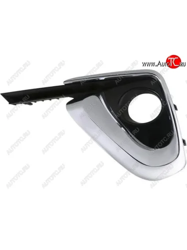 Левая вставка переднего бампера (с отверстием под ПТФ, пр-во Китай) CHINA (молдинг хром) Toyota Fortuner AN160 дорестайлинг (2015-2020)