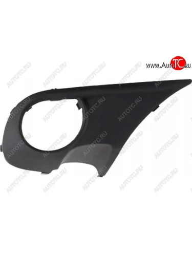 Правая вставка переднего бампера (с отверстием под ПТФ, пр-во Тайвань) TYG Volkswagen Touareg 1 GP рестайлинг (2006-2010)