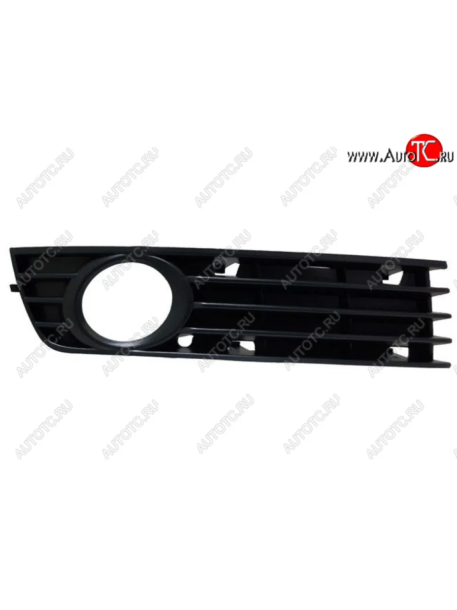 Правая вставка переднего бампера (с отверстием под ПТФ, пр-во Тайвань) TYG Audi A4 B6 седан (2000-2006)  в Керчи Республика Крым