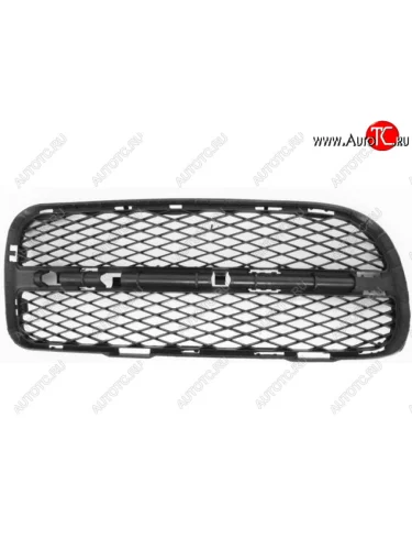 Правая решетка переднего бампера (пр-во Китай) BODYPARTS Volkswagen Touareg 1 GP дорестайлинг (2002-2007)