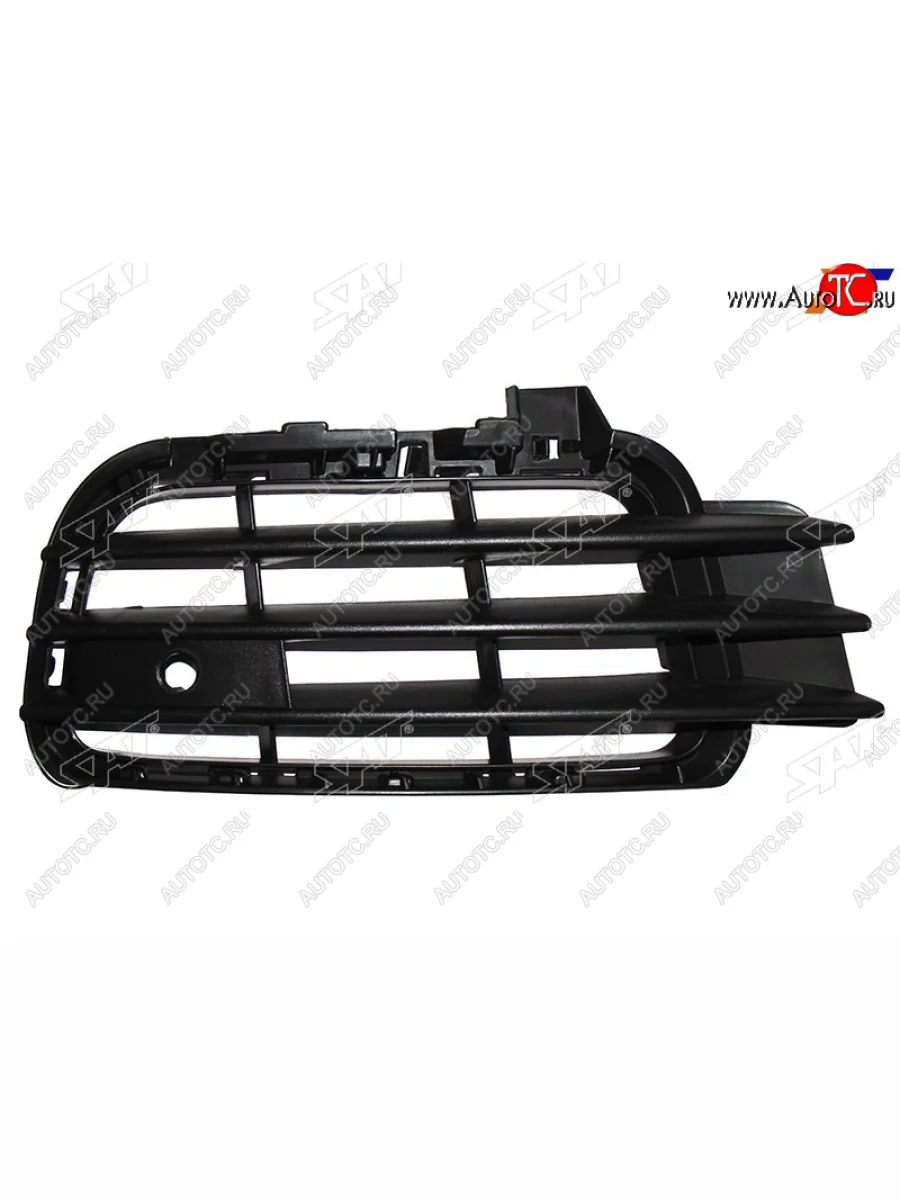 Правая вставка переднего бампера SAT Volkswagen Touareg 2 NF дорестайлинг (2010-2014)  в Керчи Республика Крым