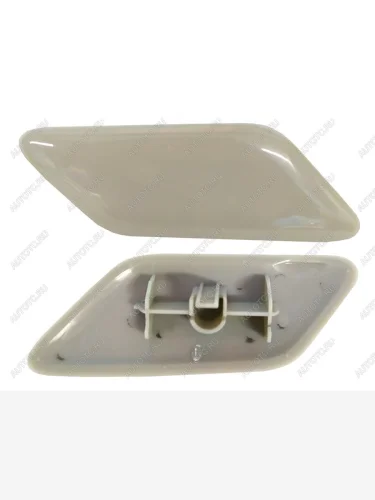 Правая крышка форсунки SAT Toyota Camry XV70 дорестайлинг (2017-2021)