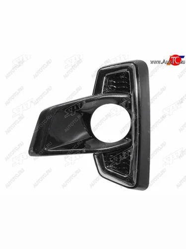 Левая оправа ПТФ SAT Toyota Hilux AN120 1-ый рестайлинг (2017-2020)