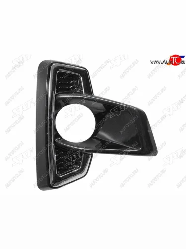 Правая оправа ПТФ SAT Toyota Hilux AN120 1-ый рестайлинг (2017-2020)