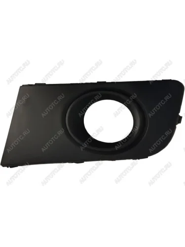 Левая вставка переднего бампера (с отверстием под ПТФ, пр-во Тайвань) BodyParts Volkswagen Amarok дорестайлинг (2009-2016)